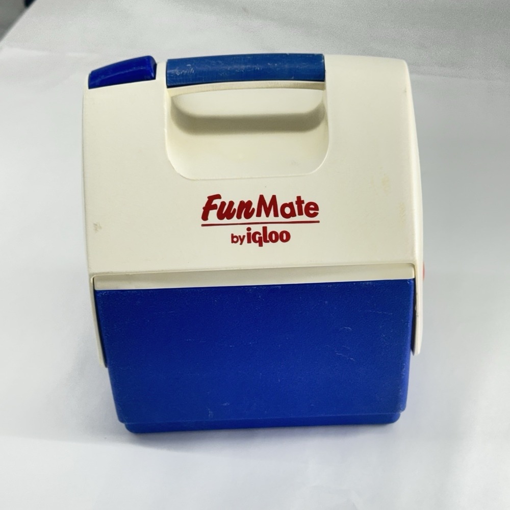 Vintage 90s Igloo Fun Mate Cooler Made In USA 4 Can Personal Cooler Lunch Box